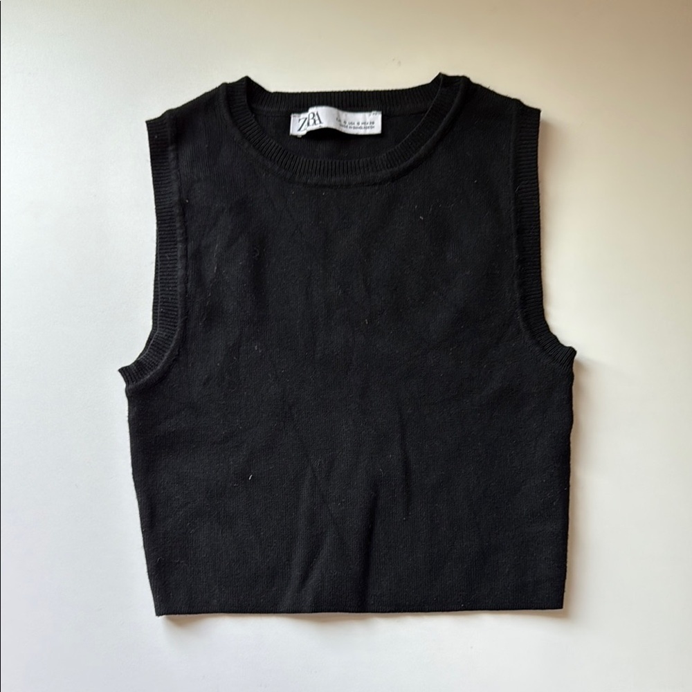Black Minimalist Tank Top from Zara